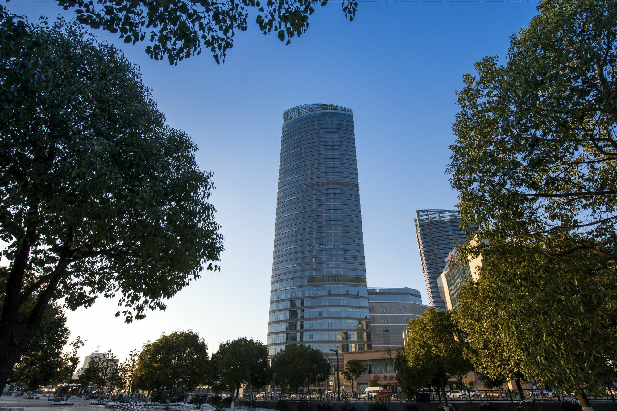 Sofitel Lianyungang Suning Hotel Exterior photo